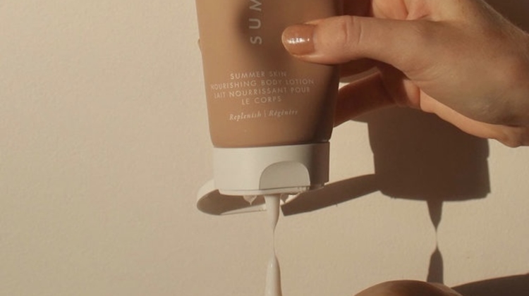 Product Review: Summer Fridays Summer Skin Nourishing Body Lotion
