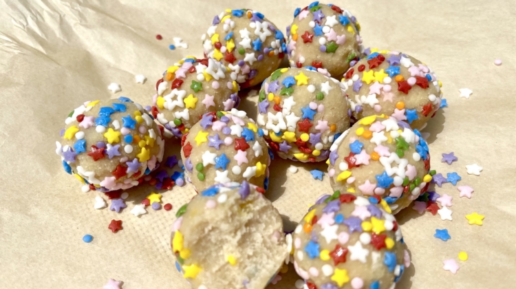 No Bake Birthday Cake Balls