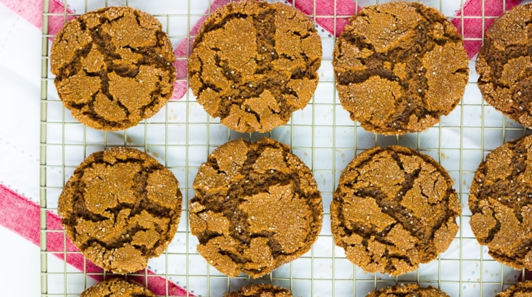 Vegan Holiday Spice Cookies