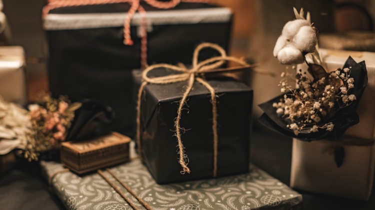 Linen Chest Holiday Gift Guide