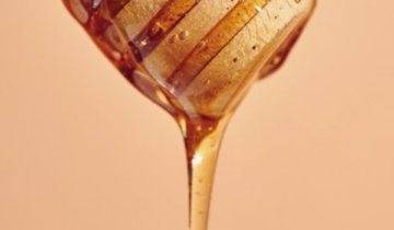 Why Manuka Honey is Queen B